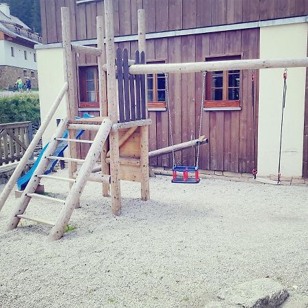 Penzion Pupik Kasperske Hory Buitenkant foto